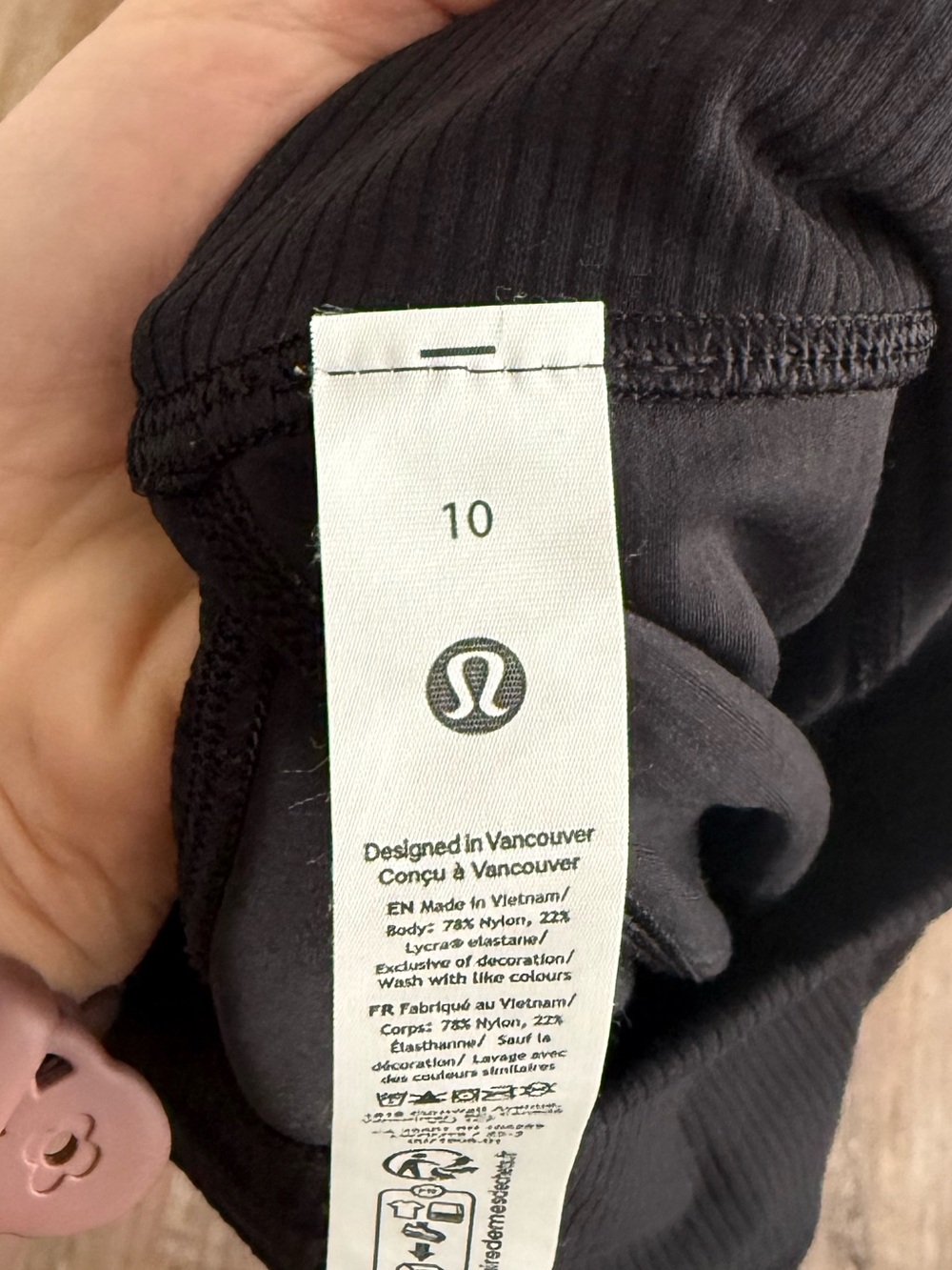 Lululemon 6” Ribbed Align Short - Picture 4 of 5